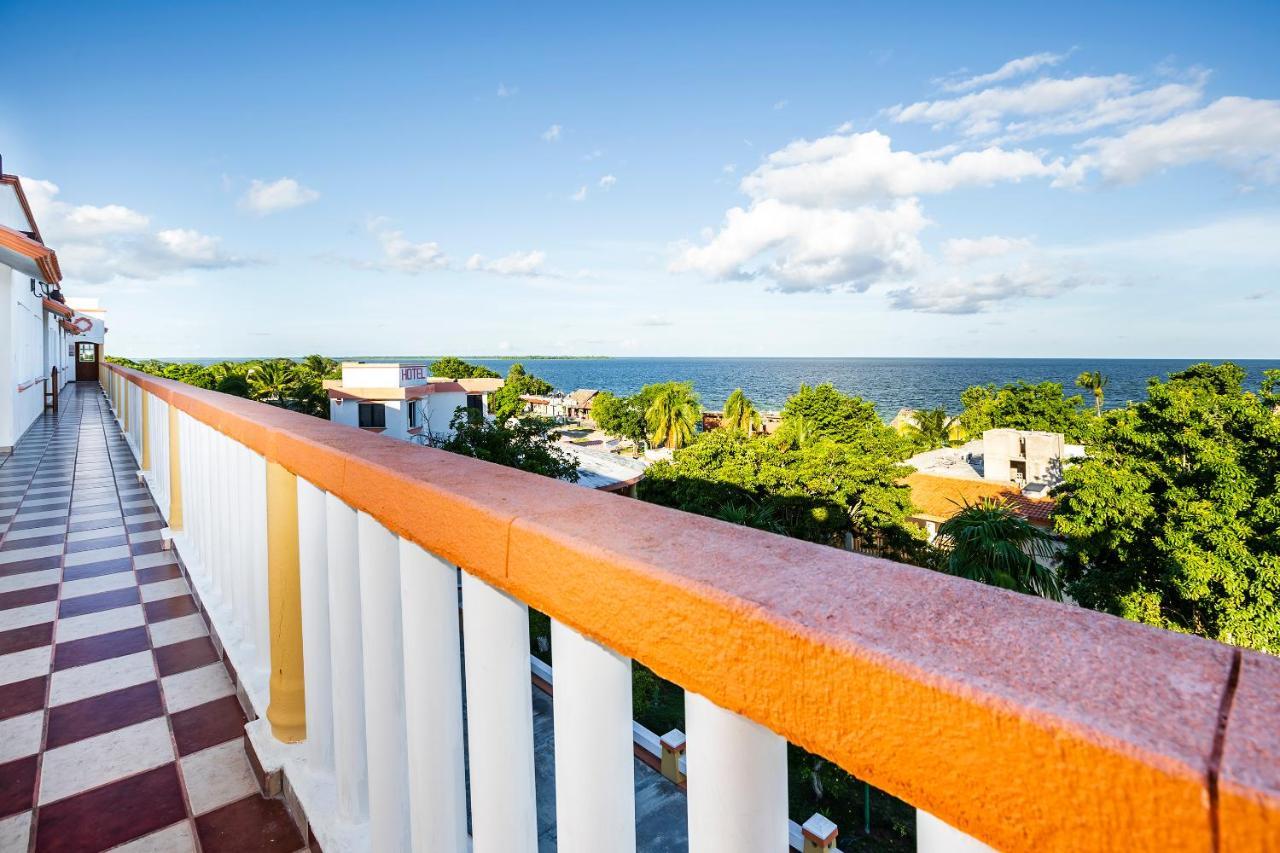 Capital O Oxtankah,Chetumal Bay Hotell Calderitas Exteriör bild